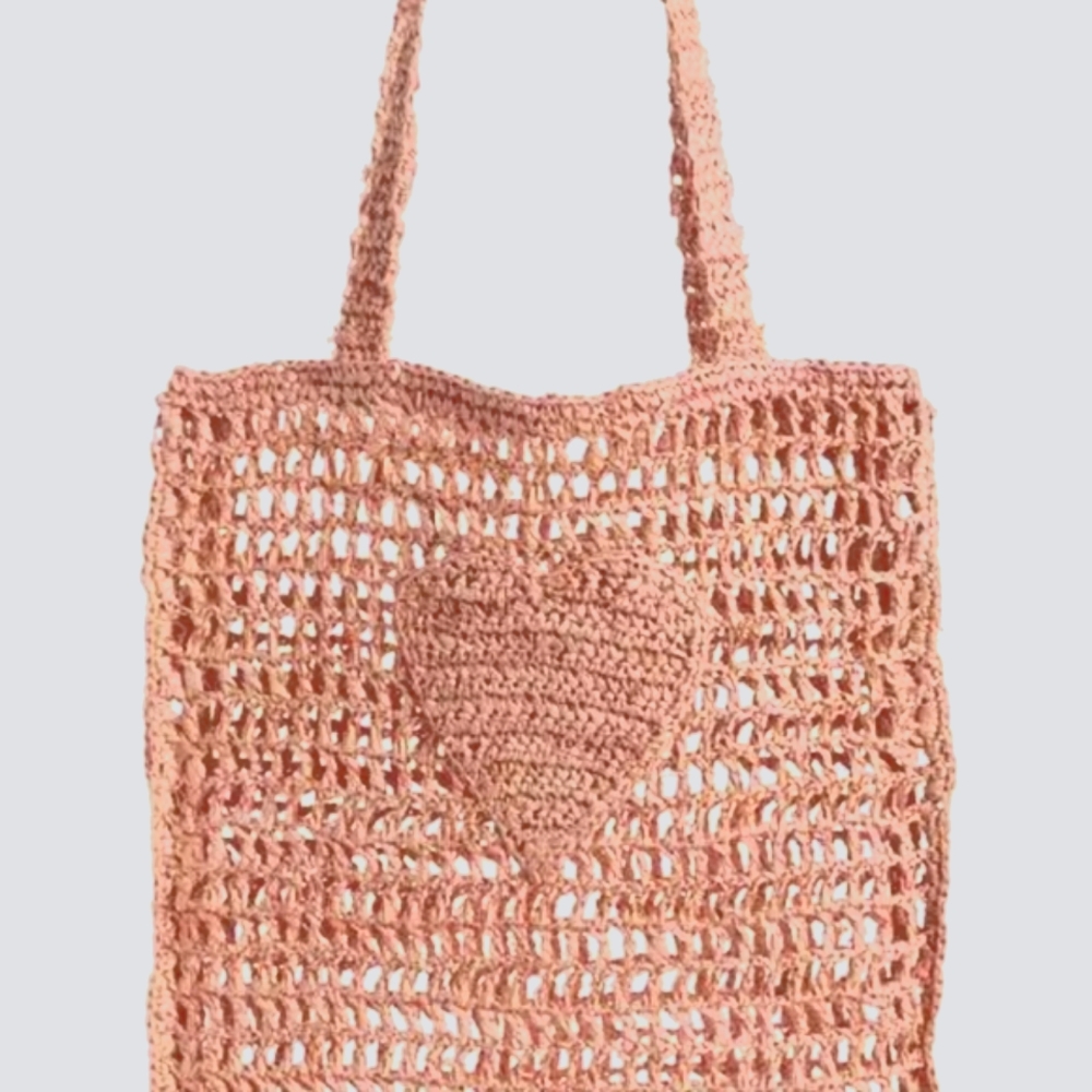 Btb Los Angeles Handwoven Natural Straw Tote Bag with Heart Accent - Picture 2 of 5